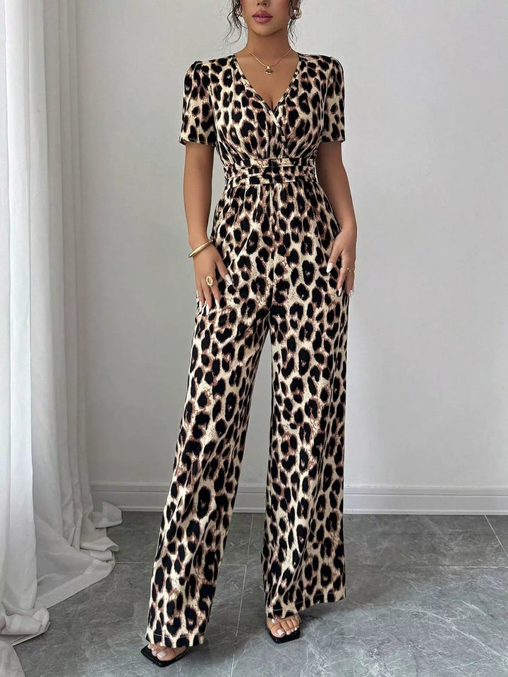 Eveliora - Chic Animal Print Jumpsuit