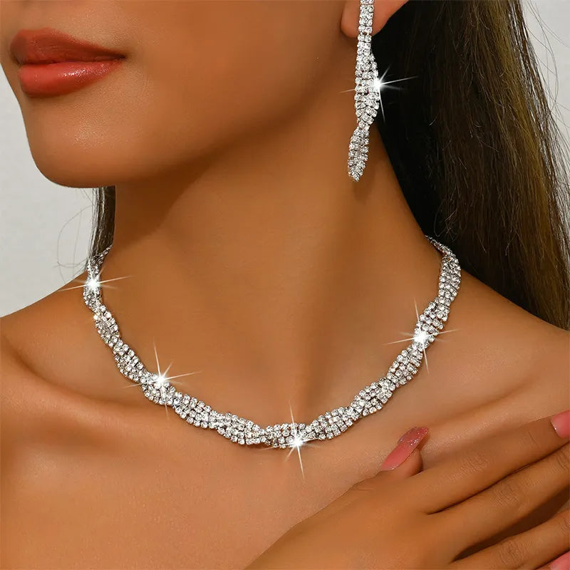Alessara - Crystal Twist Jewelry Set
