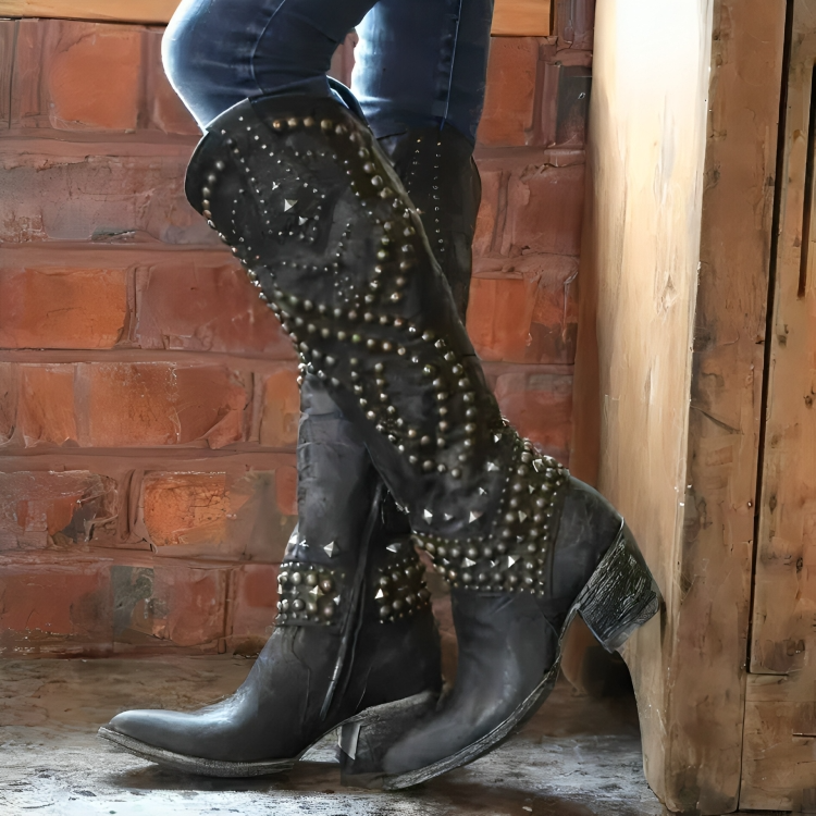 Sylverelle - Studded Vintage Western Boots