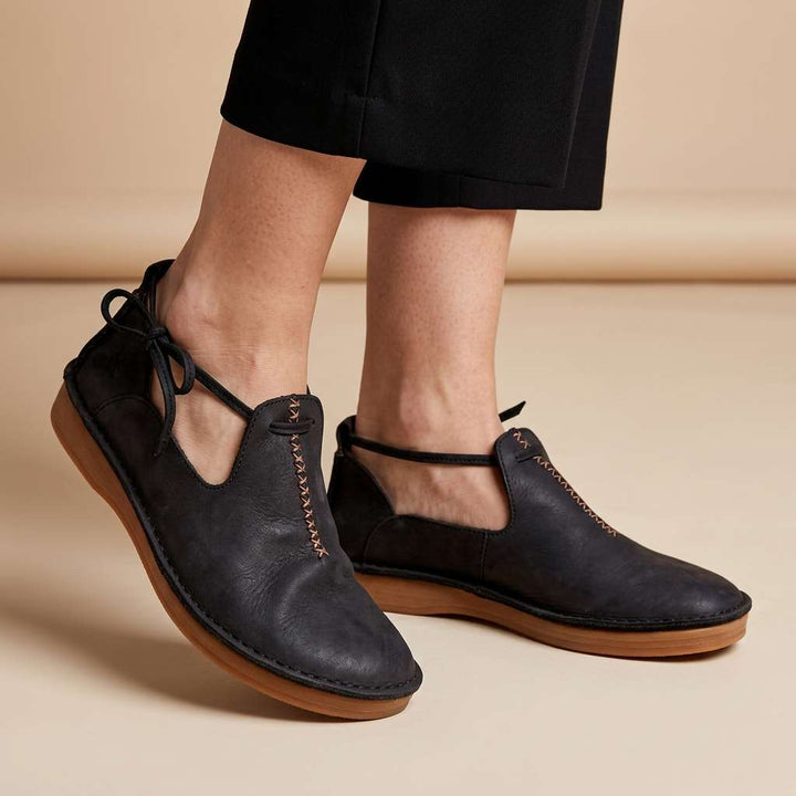 Delaina - Vintage Lace Up Leather Shoes